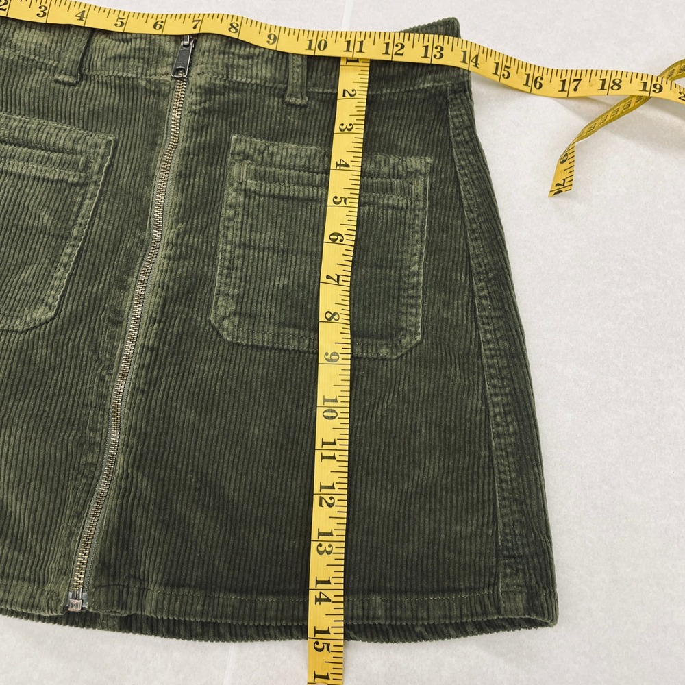 American Eagle Olive Green Corduroy Hi-Rise A-Line Zip Front Mini Skirt Size 2 - Picture 6 of 9